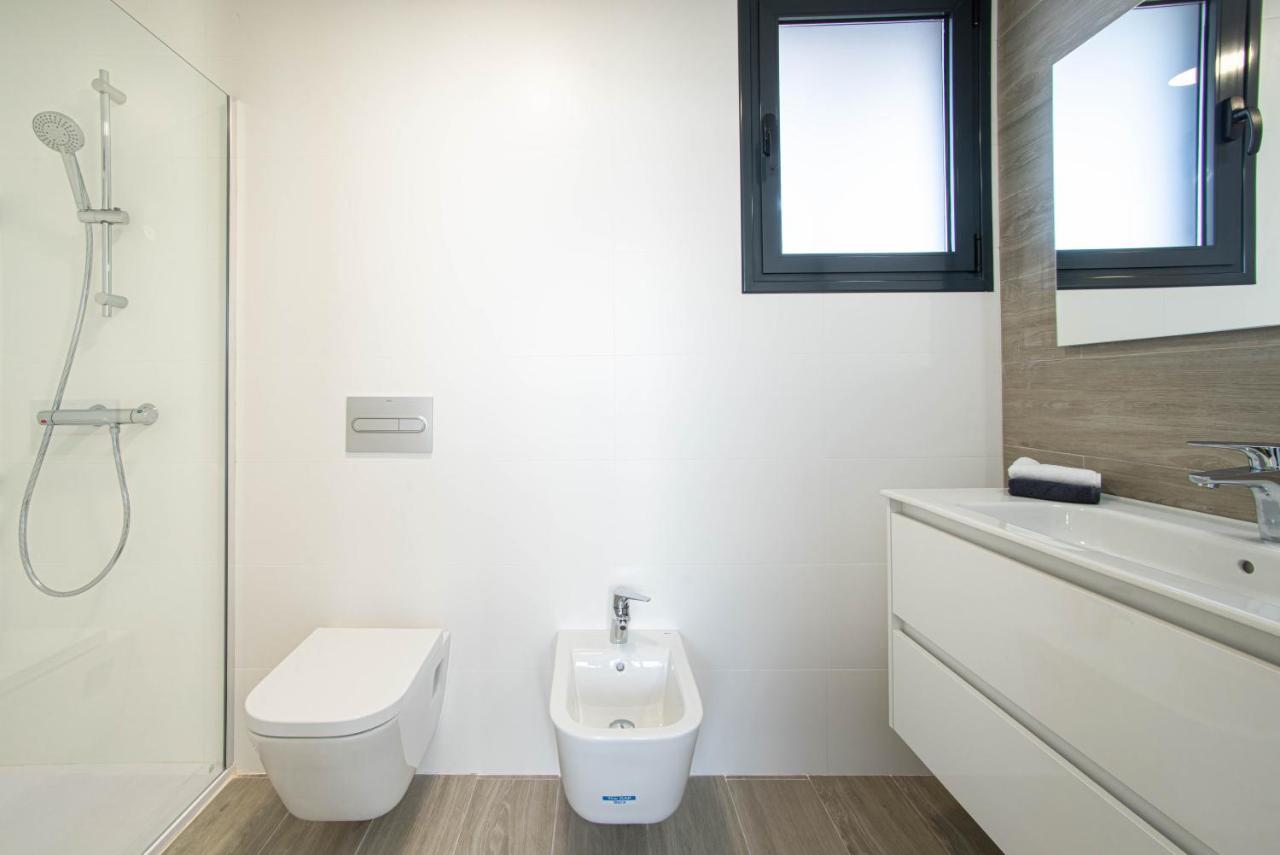 Modern Sea Front East Wind Apartment Alicante Ngoại thất bức ảnh
